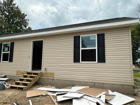 Tiny photo for 124 Lincoln Street, Oakland City, IN 47660 (MLS # 202627442)