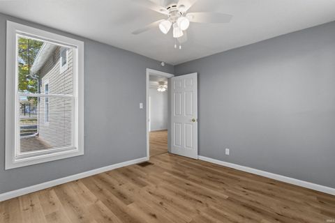 Tiny photo for 810 N WABASH Avenue, Kokomo, IN 46901 (MLS # 202544228)