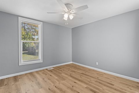 Tiny photo for 810 N WABASH Avenue, Kokomo, IN 46901 (MLS # 202544228)