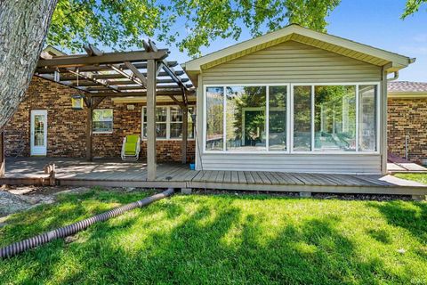 Tiny photo for 745 Heritage Lane, Warsaw, IN 46582 (MLS # 202618502)