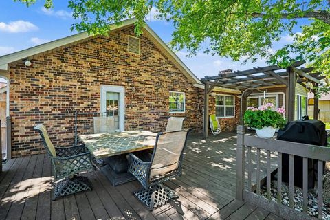 Tiny photo for 745 Heritage Lane, Warsaw, IN 46582 (MLS # 202618502)