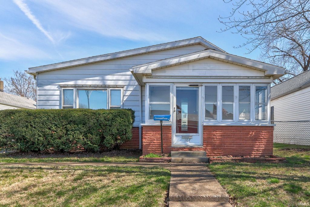 Photo of 107 N Wabash Avenue, Evansville, IN 47712 (MLS # 202609790)