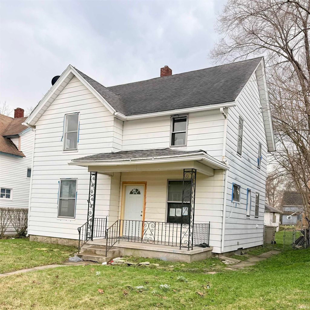 Photo of 316 E Dayton Street, South Bend, IN 46613 (MLS # 202608533)