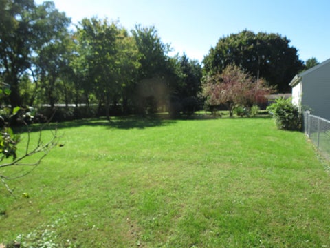 Tiny photo for 253 N Walnut Street, Peru, IN 46970 (MLS # 202641557)