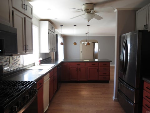 Tiny photo for 253 N Walnut Street, Peru, IN 46970 (MLS # 202641557)