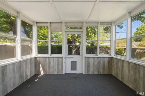 Tiny photo for 505 S Lombard Drive, Muncie, IN 47304 (MLS # 202618614)