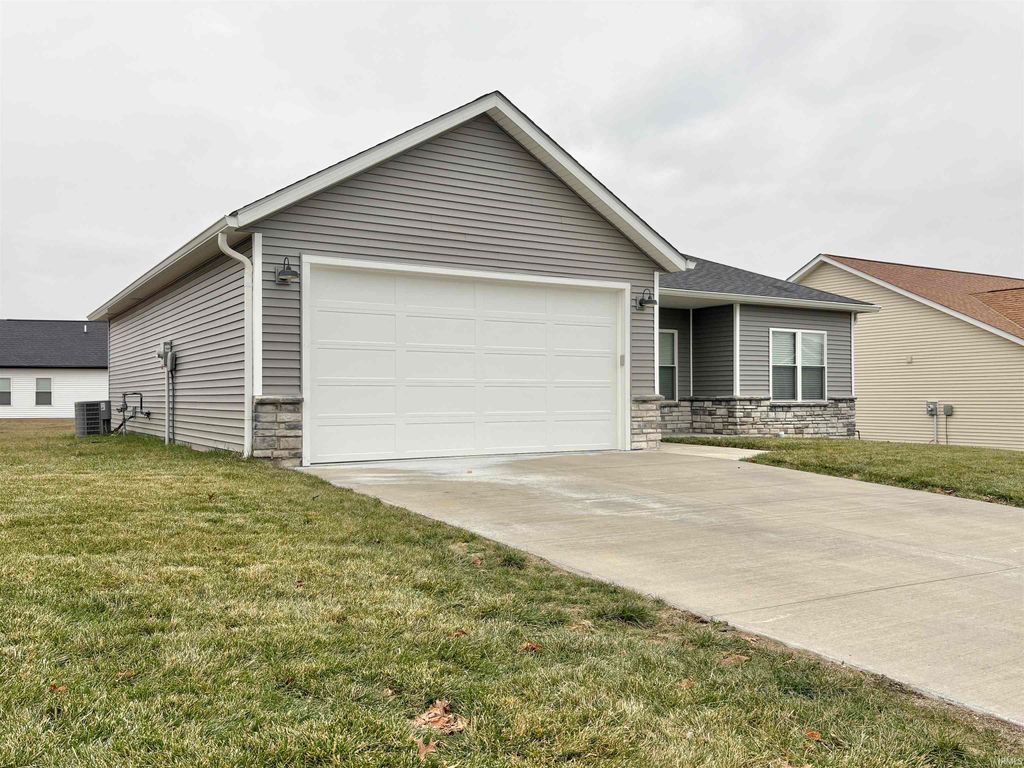 Photo of 7532 W Upland Drive, Bloomington, IN 47404 (MLS # 202548996)