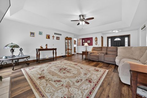 Tiny photo for 805 Lakeside Drive, Kokomo, IN 46902 (MLS # 202610168)