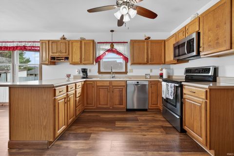 Tiny photo for 805 Lakeside Drive, Kokomo, IN 46902 (MLS # 202610168)