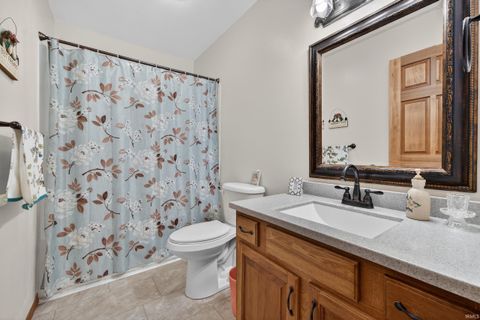 Tiny photo for 805 Lakeside Drive, Kokomo, IN 46902 (MLS # 202610168)
