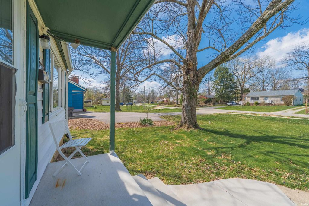 Photo of 909 S Mitchell Street, Bloomington, IN 47401 (MLS # 202611699)