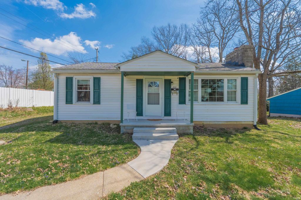 Photo of 909 S Mitchell Street, Bloomington, IN 47401 (MLS # 202611699)