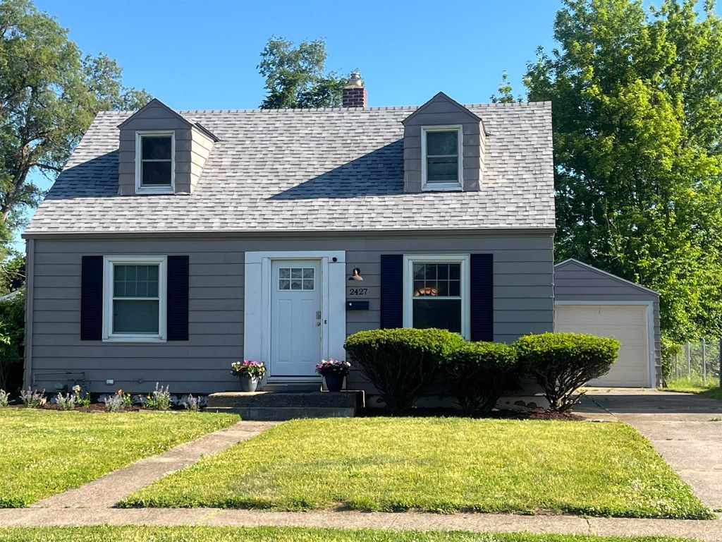 Photo of 2427 Corby Boulevard, South Bend, IN 46615 (MLS # 202620329)