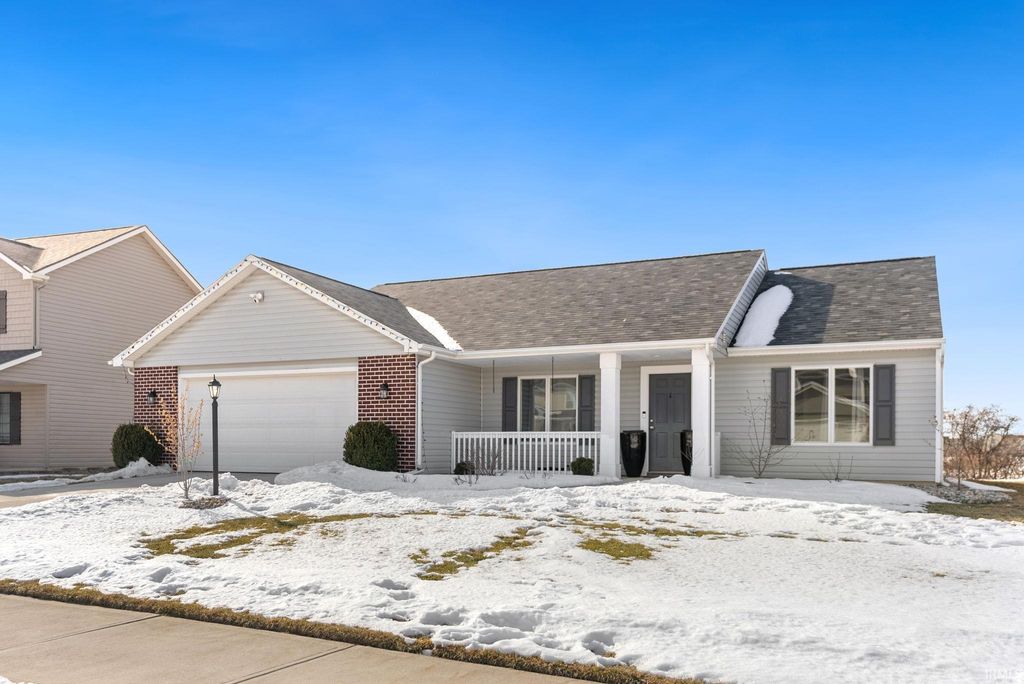 Photo of 13658 Silk Tree Trail, Fort Wayne, IN 46814 (MLS # 202607973)