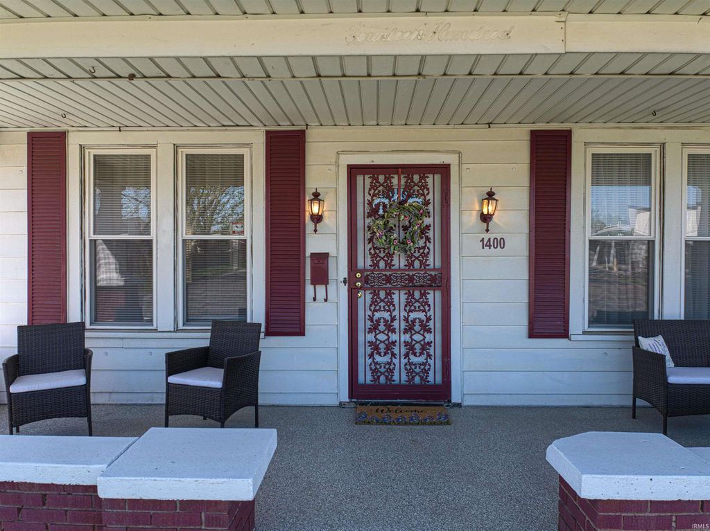 Photo of 1400 N Boeke Road, Evansville, IN 47711 (MLS # 202611803)