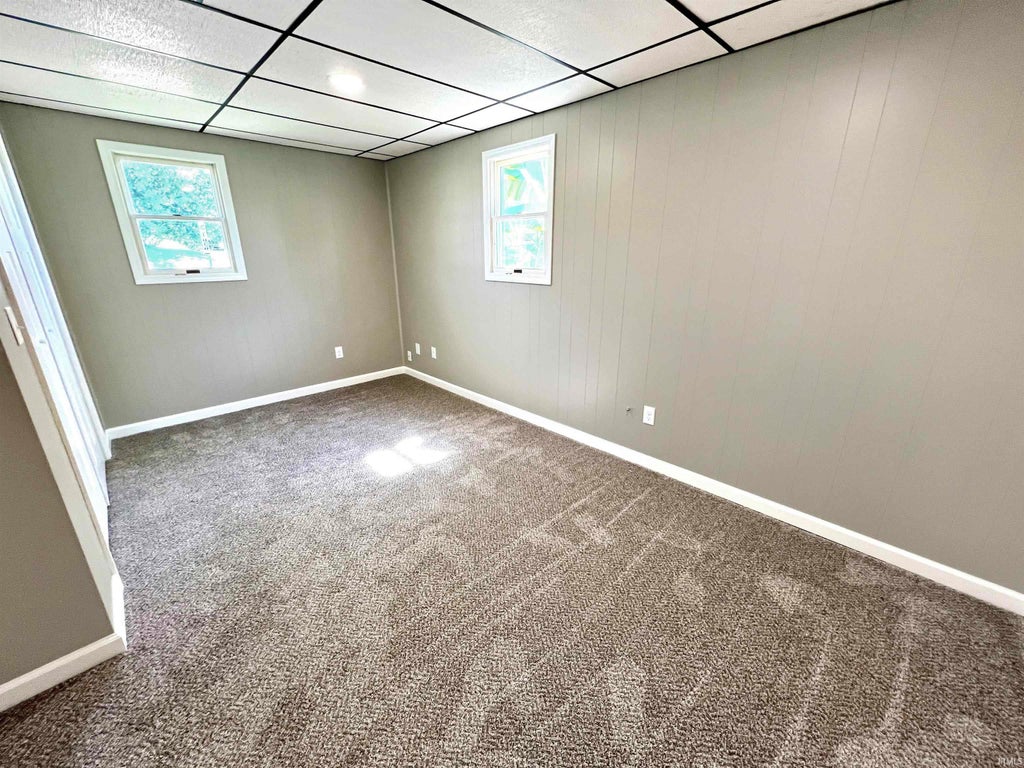 Photo of 300 N 9th Street, Petersburg, IN 47567 (MLS # 202636774)