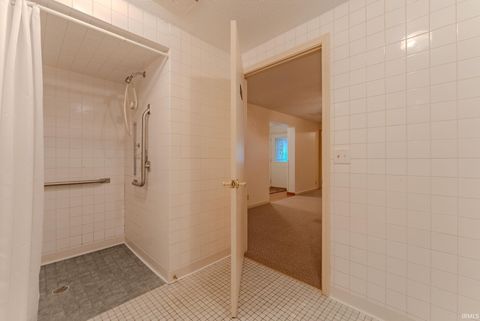 Tiny photo for 508 N Broadway Street, Peru, IN 46970 (MLS # 202542859)