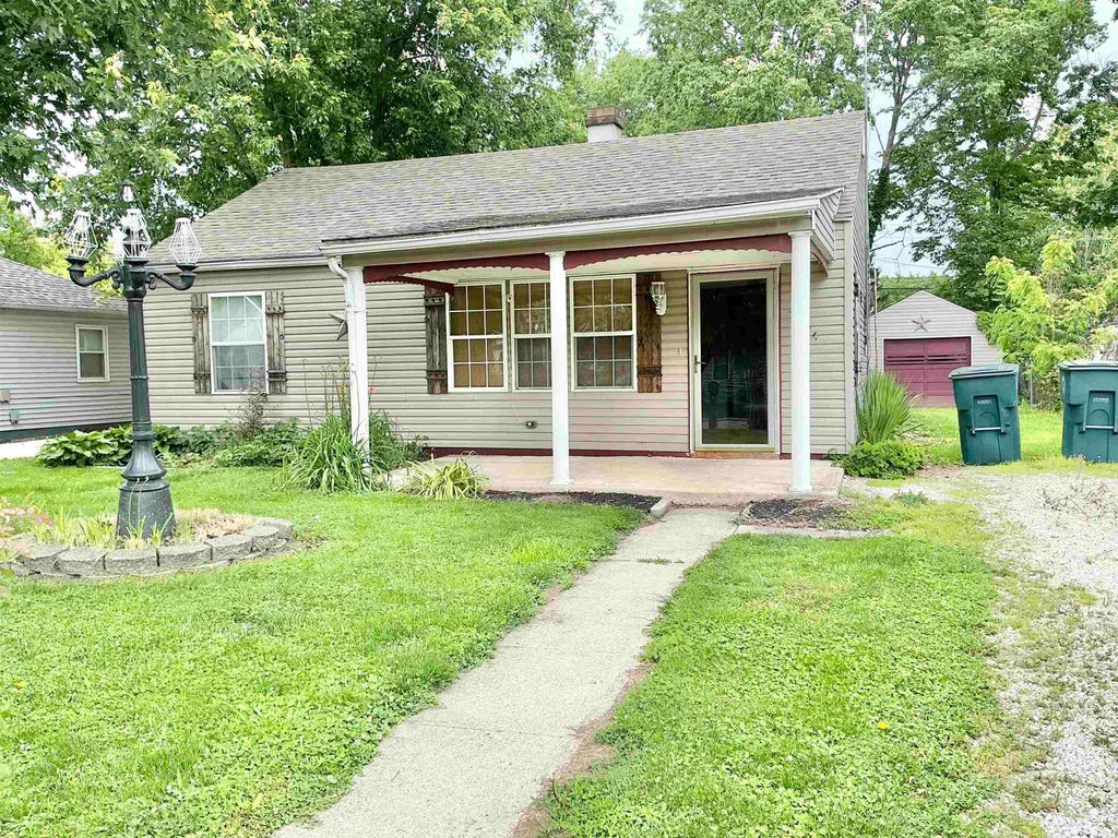 Photo of 1804 E 25th Street, Muncie, IN 47302 (MLS # 202621066)