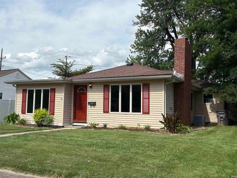 Photo for 1410 E Locust Street