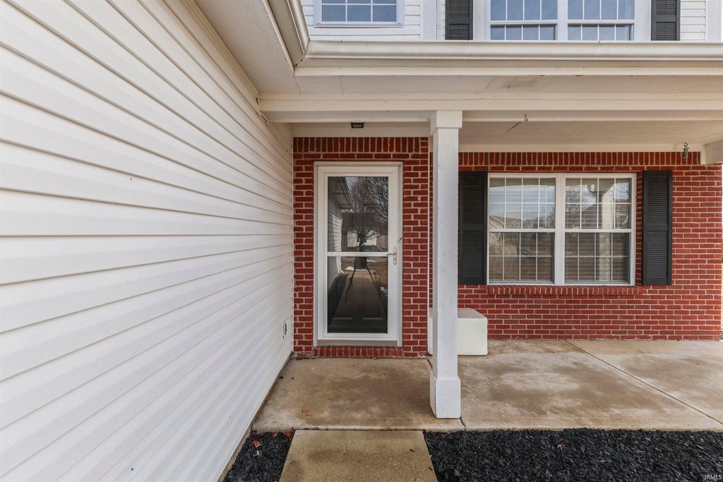 Photo of 1023 Quarterhorse Run, Bargersville, IN 46106 (MLS # 202604626)