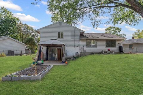 Tiny photo for 40 Teton Court, Lafayette, IN 47905 (MLS # 202542847)