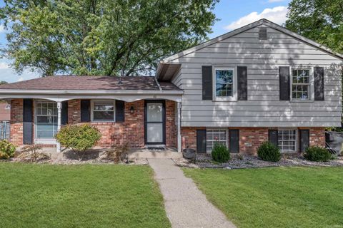 Tiny photo for 40 Teton Court, Lafayette, IN 47905 (MLS # 202542847)