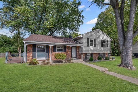 Photo of 40 Teton Court, Lafayette, IN 47905 (MLS # 202542847)