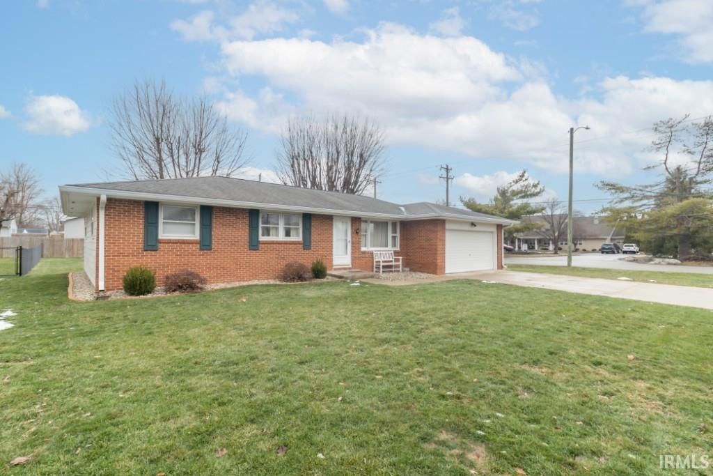 Photo of 2601 Maple Drive, New Castle, IN 47362 (MLS # 202549483)