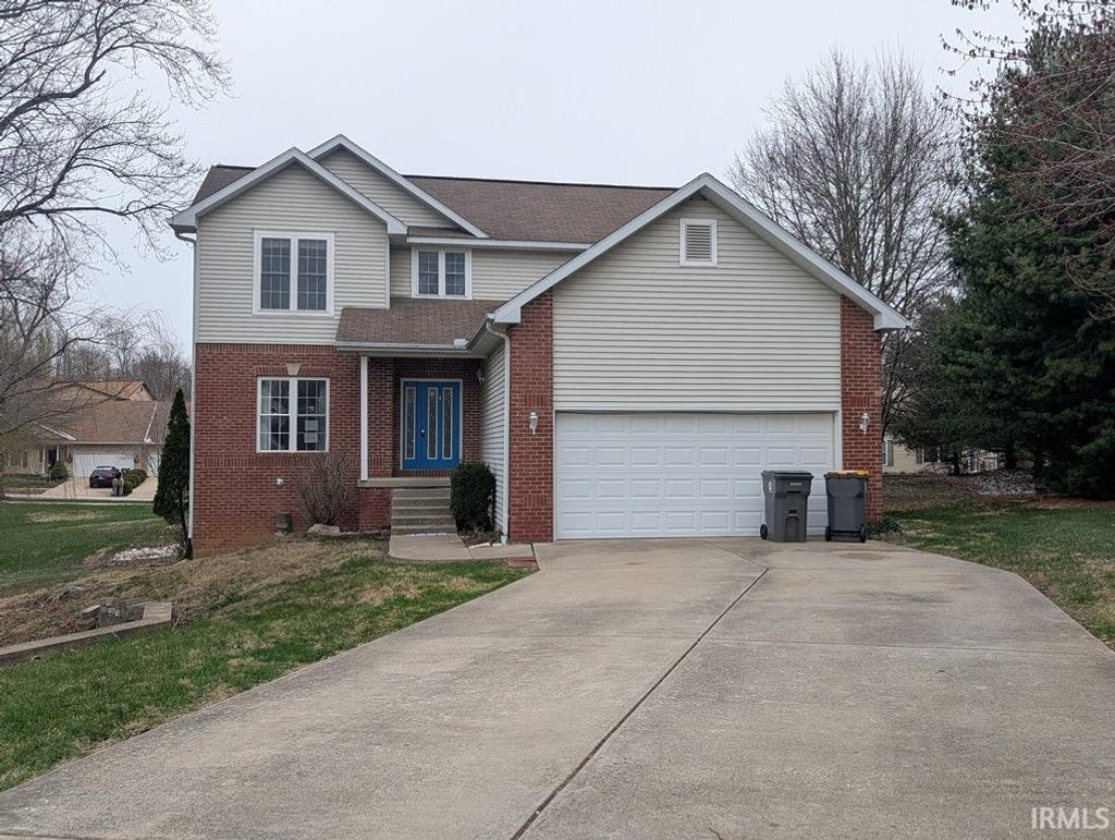 Photo of 2612 S Isabel Court, Bloomington, IN 47403 (MLS # 202608901)