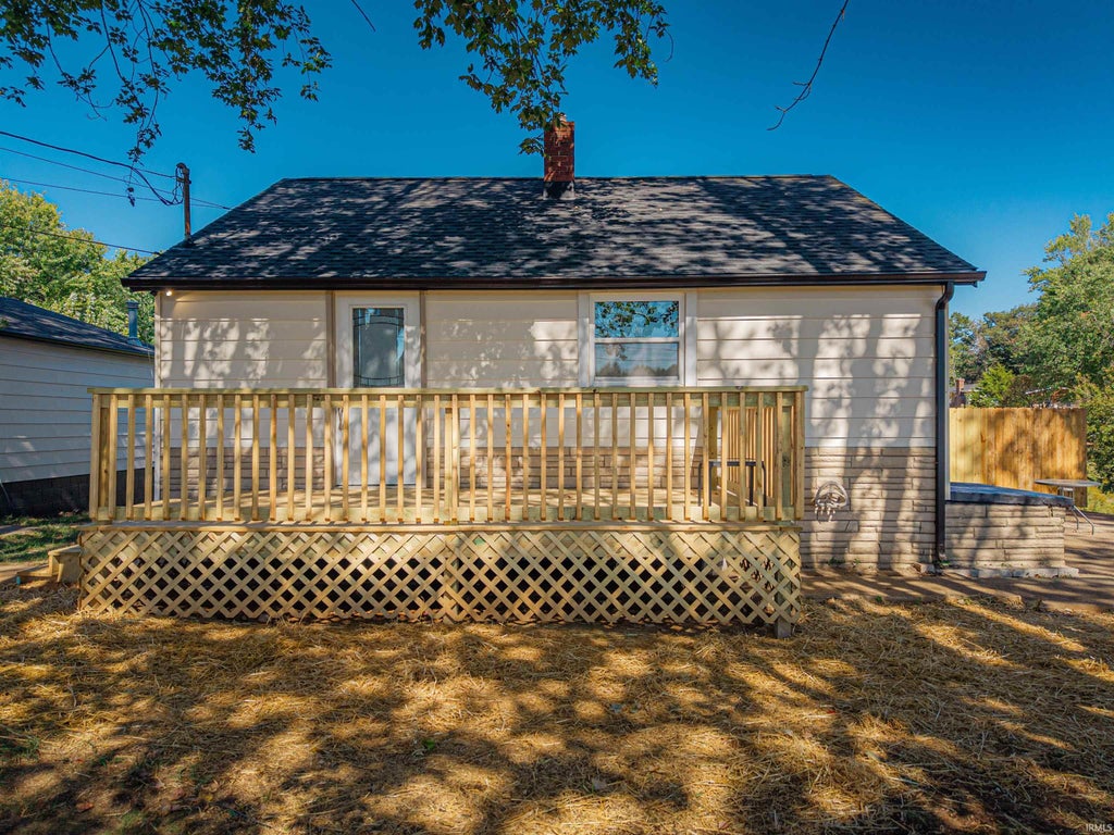 Photo of 4401 Barton Lane, Evansville, IN 47720 (MLS # 202641886)