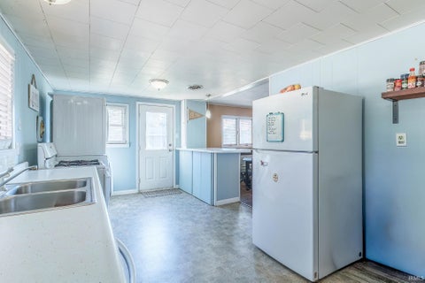 Tiny photo for 2571 E Stalf Road, Columbia City, IN 46725 (MLS # 202644799)