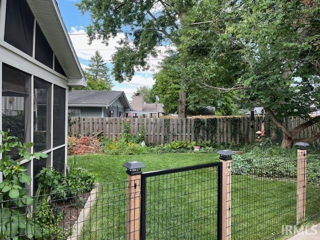 Photo of 1448 catherwood Street, South Bend, IN 46614 (MLS # 202603714)