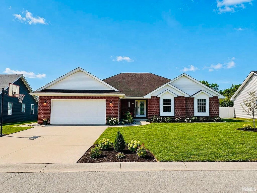 Photo of 946 Kimberly Drive, Brownstown, IN 47220 (MLS # 202636102)
