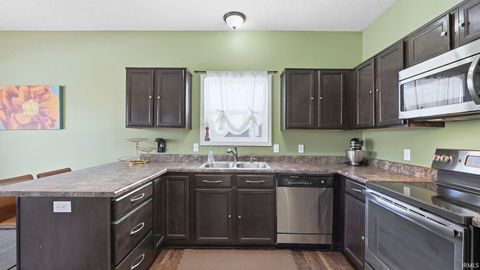 Tiny photo for 5932 Hemingway Run, Fort Wayne, IN 46814 (MLS # 202601665)