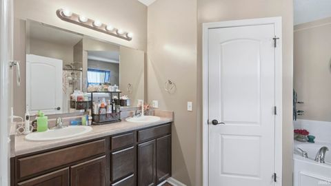 Tiny photo for 5932 Hemingway Run, Fort Wayne, IN 46814 (MLS # 202601665)