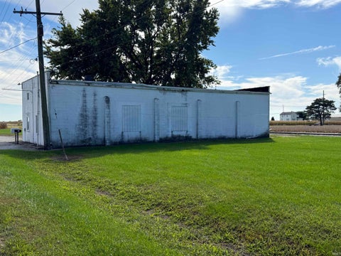 Tiny photo for 1450 W 550 S, Francesville, IN 47946 (MLS # 202642021)