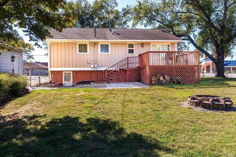 Tiny photo for 713 W Buena Vista Road, Evansville, IN 47710 (MLS # 202642744)