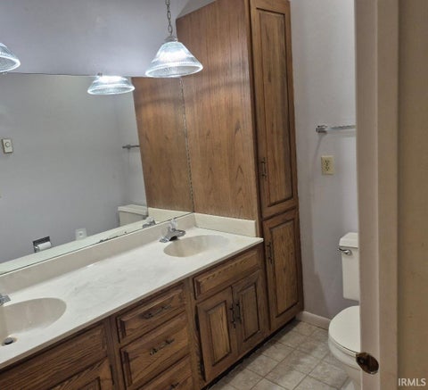 Tiny photo for 8866 W Delphi Pike Highway, Converse, IN 46919 (MLS # 202631693)