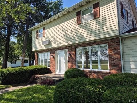 Tiny photo for 8866 W Delphi Pike Highway, Converse, IN 46919 (MLS # 202631693)