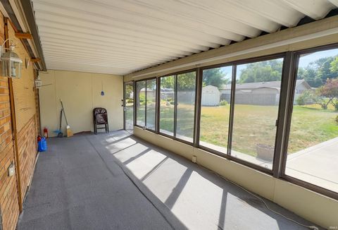 Tiny photo for 1914 Versailles Drive, Kokomo, IN 46902 (MLS # 202540183)