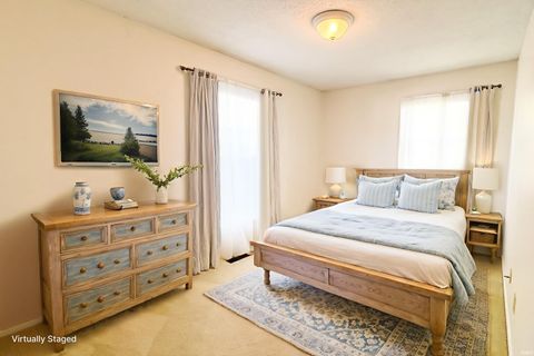 Tiny photo for 1914 Versailles Drive, Kokomo, IN 46902 (MLS # 202540183)