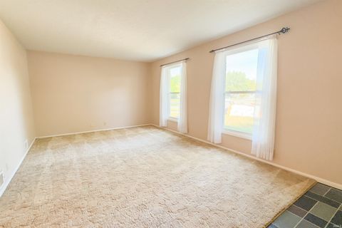 Tiny photo for 1914 Versailles Drive, Kokomo, IN 46902 (MLS # 202540183)