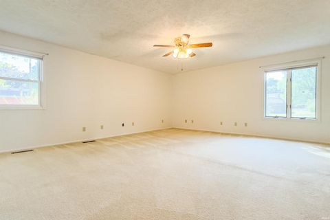 Tiny photo for 1914 Versailles Drive, Kokomo, IN 46902 (MLS # 202540183)