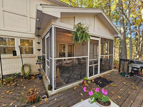 Tiny photo for 1770 E Monona Drive, Peru, IN 46970 (MLS # 202544552)