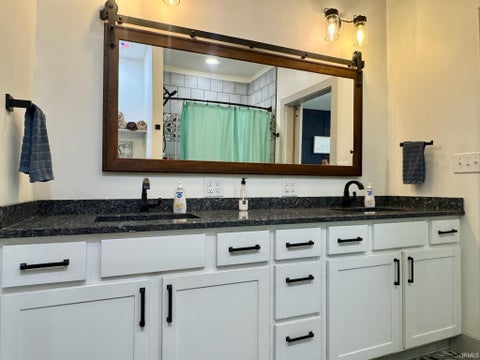 Tiny photo for 444 13th Street, Mitchell, IN 47446 (MLS # 202620725)