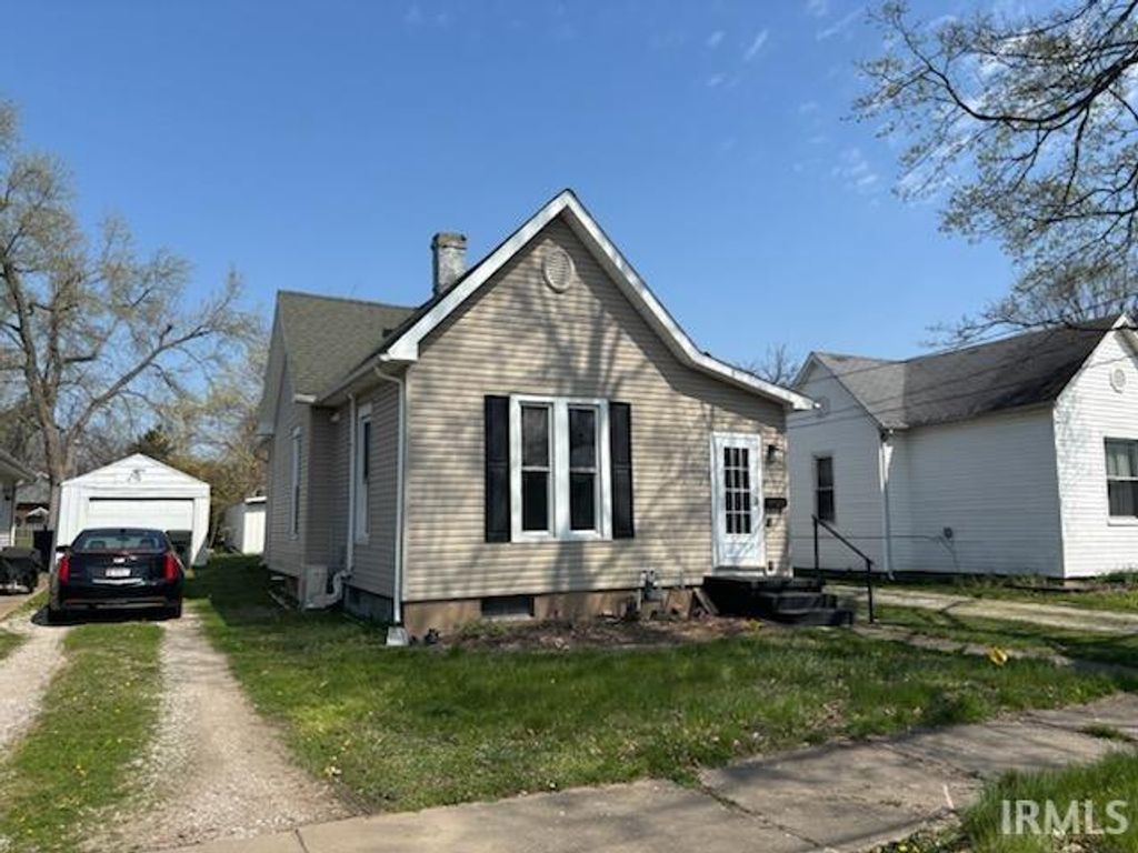 Photo of 621 Walnut Street, Rockport, IN 47635 (MLS # 202610172)