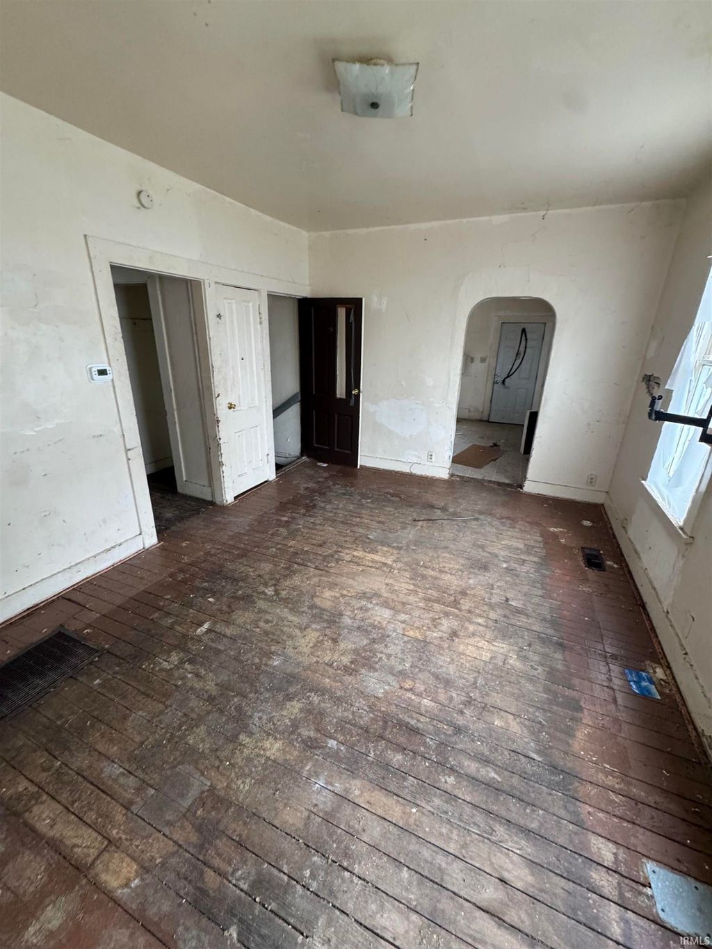 Photo of 538 W 4th Street, Fort Wayne, IN 46808 (MLS # 202601782)