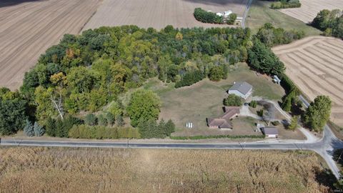 Tiny photo for 6925 E County Road 625 N, Twelve Mile, IN 46988 (MLS # 202542528)
