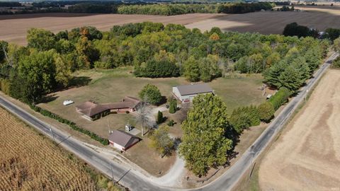 Tiny photo for 6925 E County Road 625 N, Twelve Mile, IN 46988 (MLS # 202542528)
