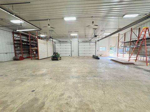 Tiny photo for 6925 E County Road 625 N, Twelve Mile, IN 46988 (MLS # 202542528)